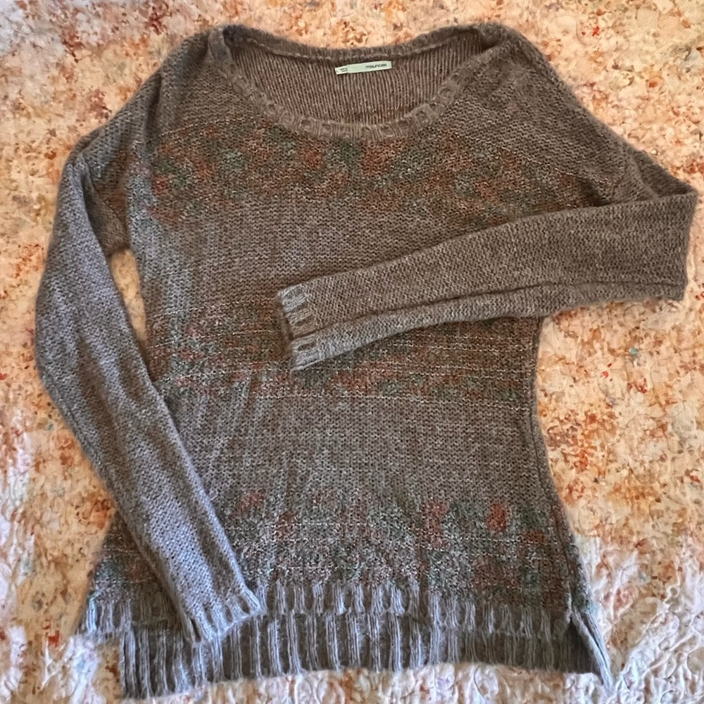 Maurices sweater
